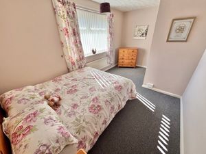 Bedroom- click for photo gallery